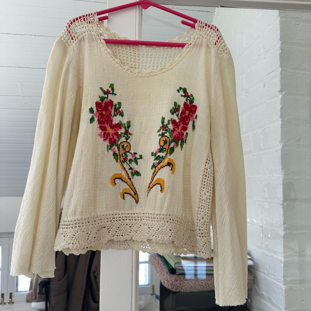 Authentic vintage 1960’s crochet tapestry blouse